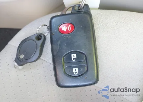 2014 Toyota Prius Two из США, поврежденный, VIN JTDKN3DU3E1755072